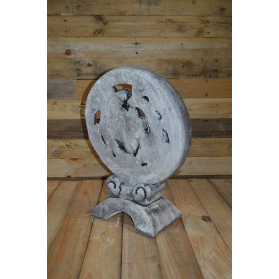 Betonnen Koi wiel met zwemmende vissen – Yin yang tuinornament-3