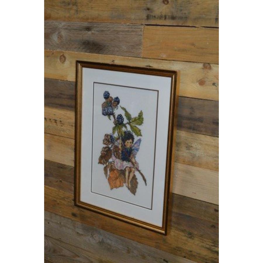 Borduurwerk fruit-fee – Vintage ingelijst met bramenstruik-3