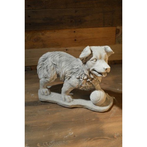 Betonnen beeld border collie pup 
