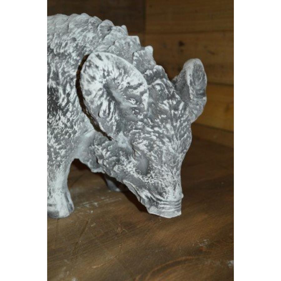 Wildzwijn – betonnen tuinbeeld voor boerderij, tuin of decoratie-2