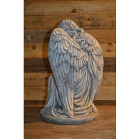 thumb-Knielende engel in gedachten – betonnen tuinbeeld-3