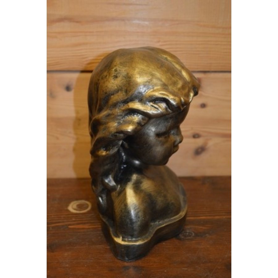 Goudkleurige buste van meisje – decoratief borstbeeld van polyester voor binnen en buiten-2