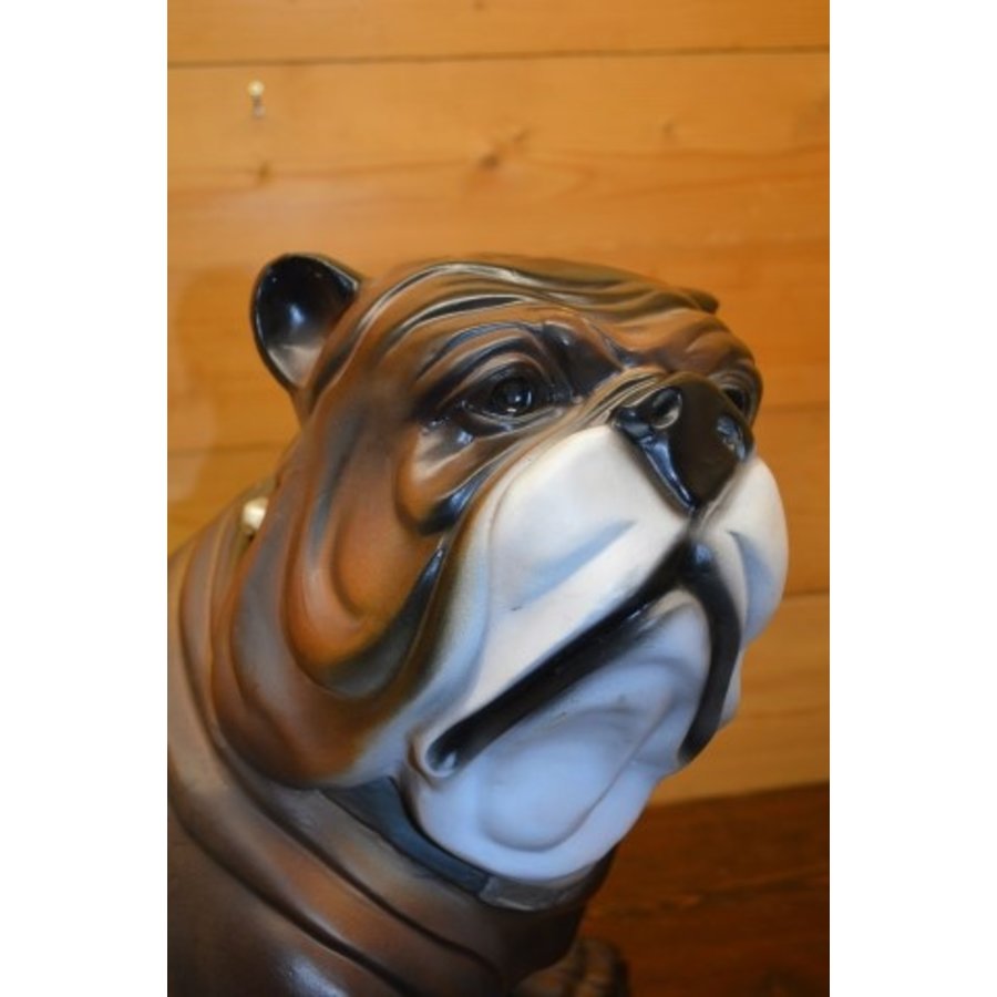 Vervaarlijk uitziende bulldog van polyester – decoratief hondenbeeld voor binnen en buiten-5