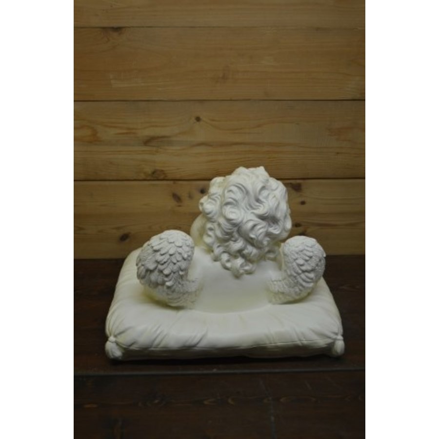 Slapende engel op kussen – gedetailleerd polyester beeld voor binnen en buiten-4