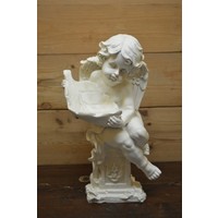 thumb-Engel met boomblad op kleine pilaar – Polyester tuinbeeld voor binnen en buiten-1