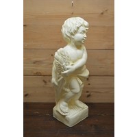 thumb-Kleine jongen die oogst draagt – Polyester tuinbeeld-4