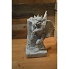 LoodsVol, Tuinbeelden Waterspuwer met pilaar van beton – Klassieke gargouille decoratie