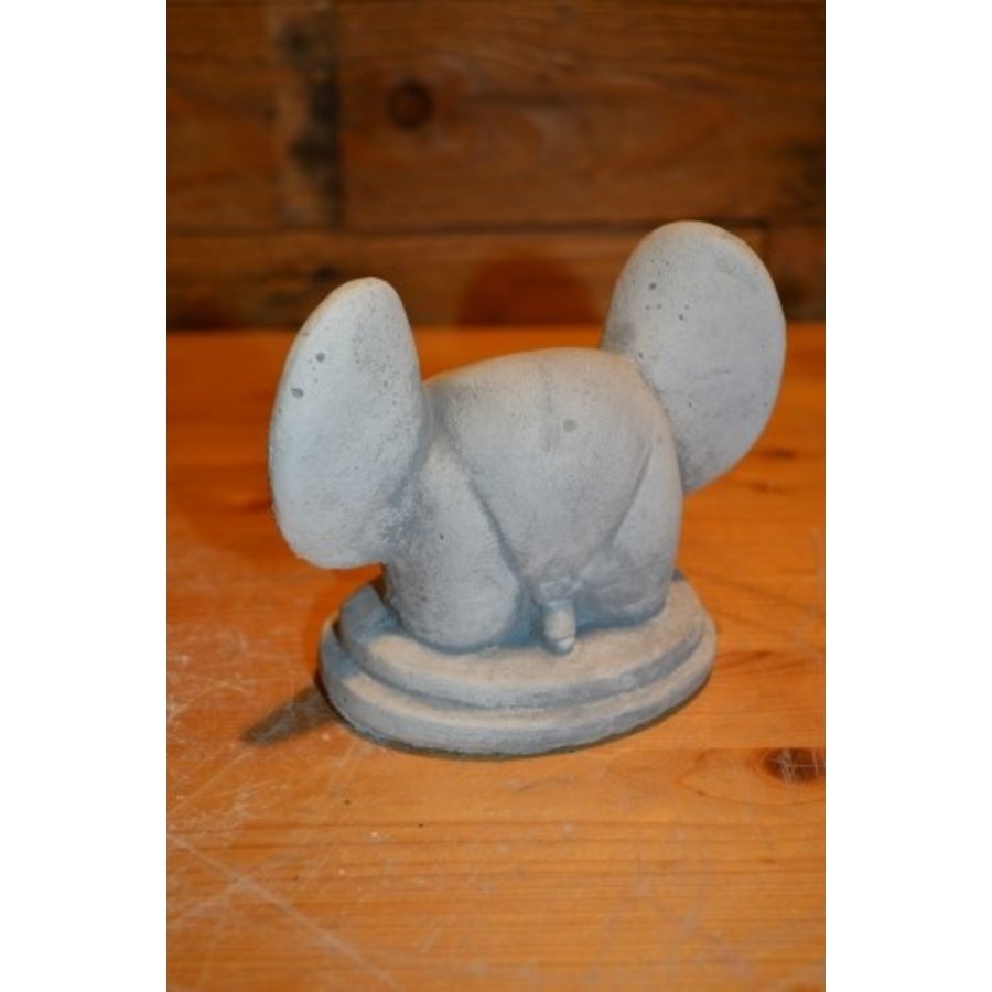 Betonnen blote billen met oren – grappig beeldje voor binnen of buiten-3