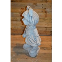 thumb-Betonnen beeld Meisje met strik – Sfeervol en speels voor tuin en huis-2