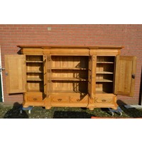 thumb-Massief eiken kasteeldressoir met houtsnijwerk-5