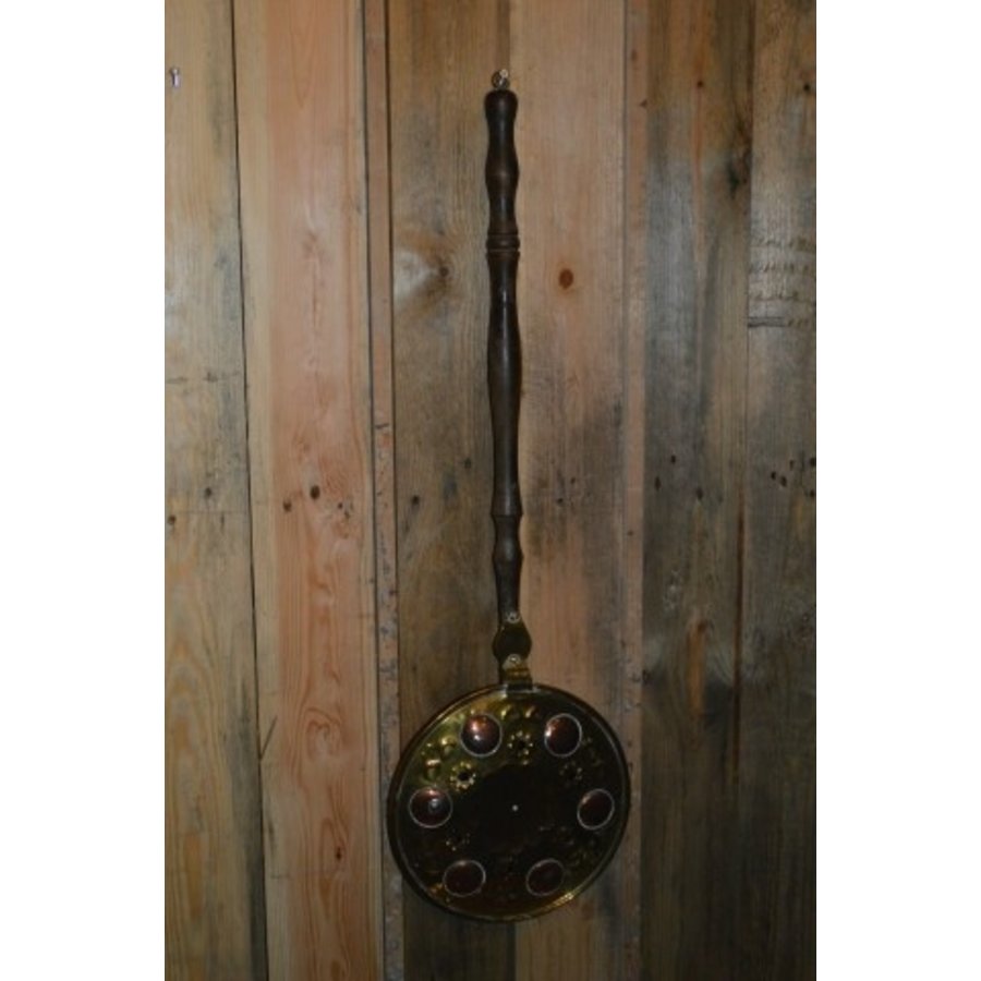 Vintage koperen bedstoof met eiken steel-1