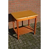 LoodsVol, Tweedehands Tweedehands retro bijzettafeltje met houten onderstel en kunststof rand