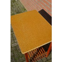 thumb-Bijzettafel voor in de keuken leuk retro model-3