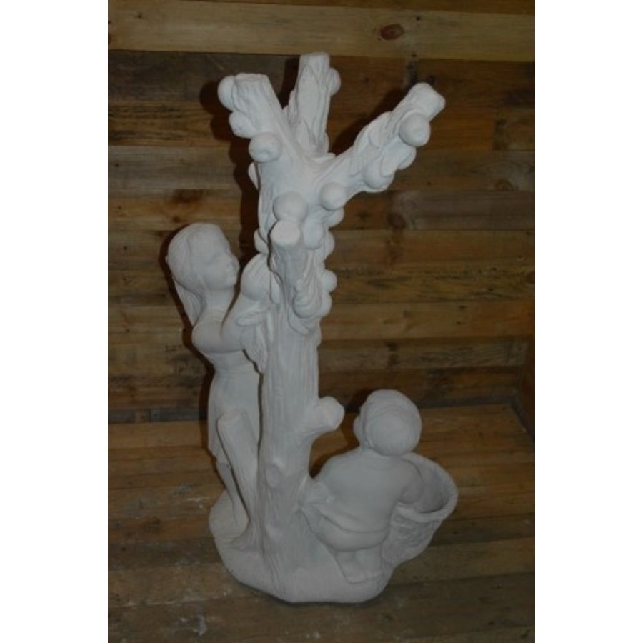 Adam en Eva bij de appelboom betonnen tuinbeeld-6