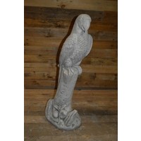 thumb-Grote ara op boomstronk – betonnen tuinbeeld-2