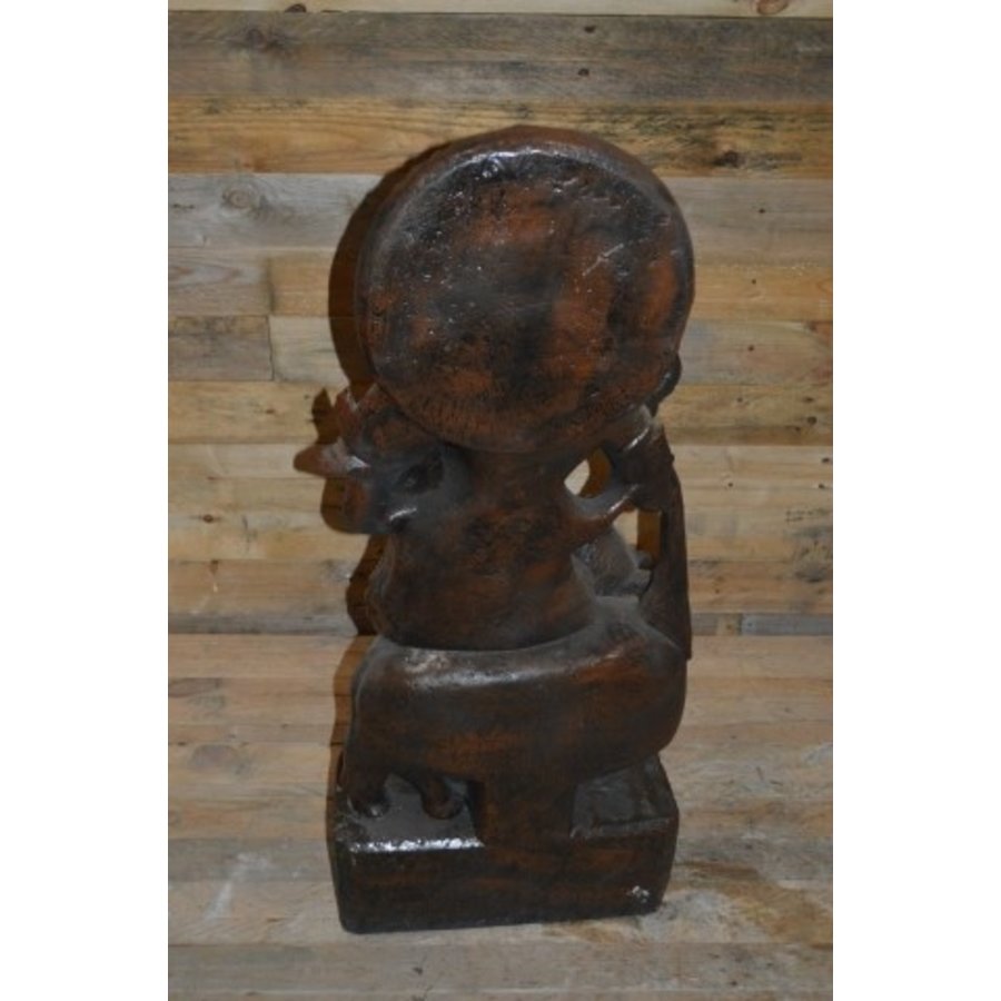 Betonnen beeld van Krishna op koe – sierlijk Hindoestaanse godenbeeld voor binnen of buiten-7