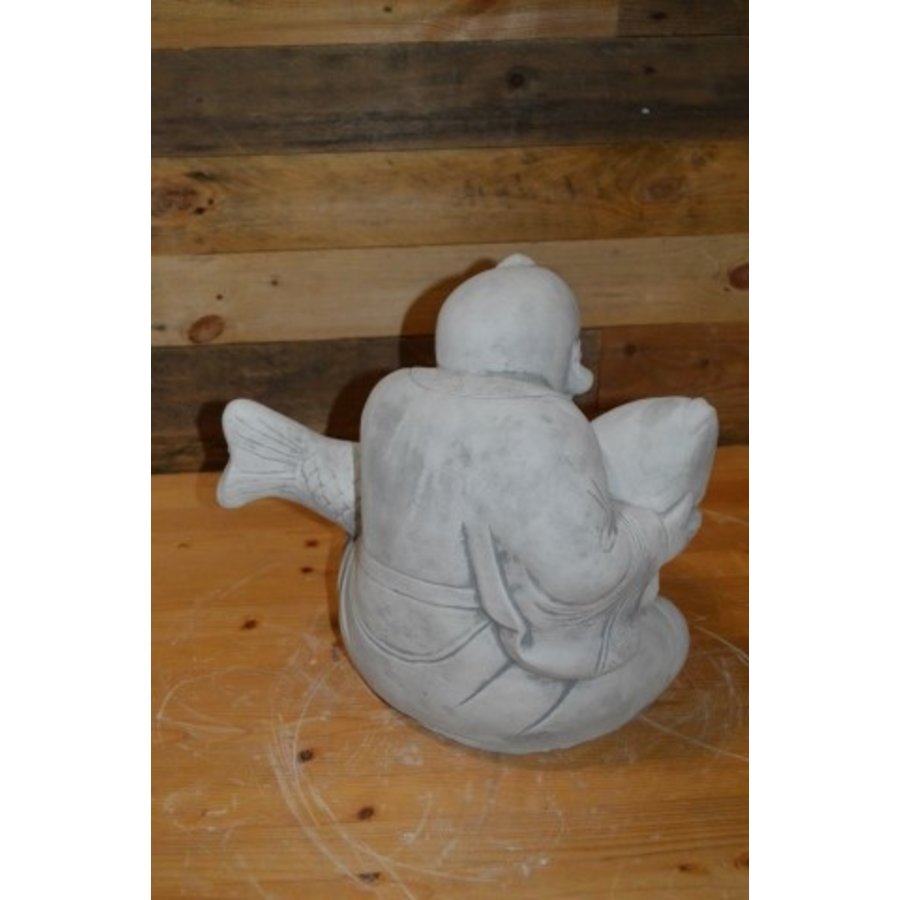 Betonnen Shaolin Boeddha met Koi karper tuinbeeld-4