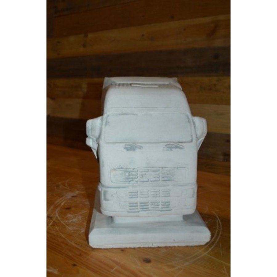 Decoratief betonnen vrachtwagen tuinbeeld met patina afwerking – geschikt voor binnen en buiten-2