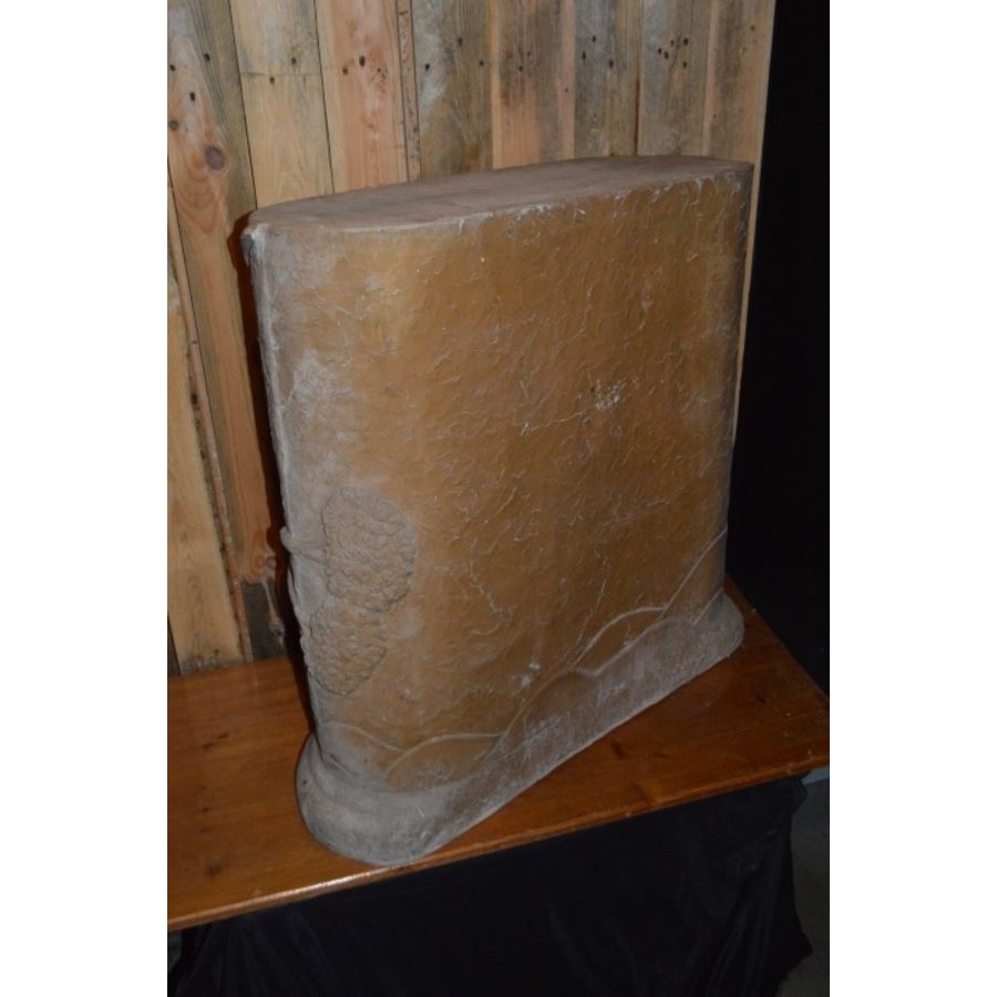 Decoratieve kunststof zuil met poema in boom tuinbeeld-4