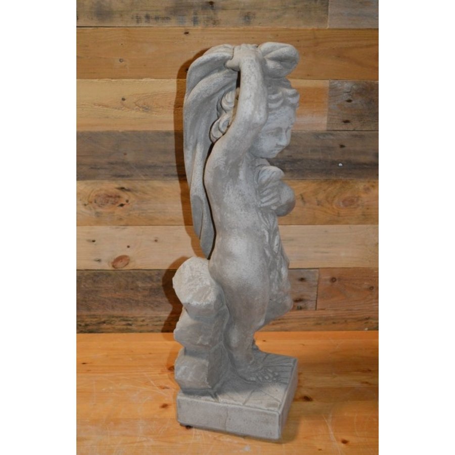 Betonnen beeld jonge man jaargetijde winter tuinbeeld-2