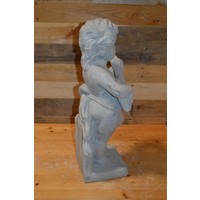 thumb-Jongeling met gitaar betonnen tuinbeeld-4