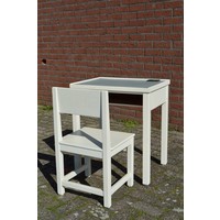 thumb-Ouderwets tafeltje met stoeltje van hout erg brocante-2