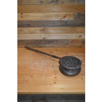 thumb-Bedden pan van vroeger met eiken steel en koperen pan-1