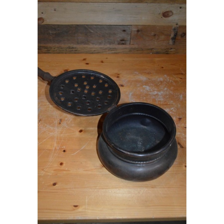 Bedden pan van vroeger met eiken steel en koperen pan-3