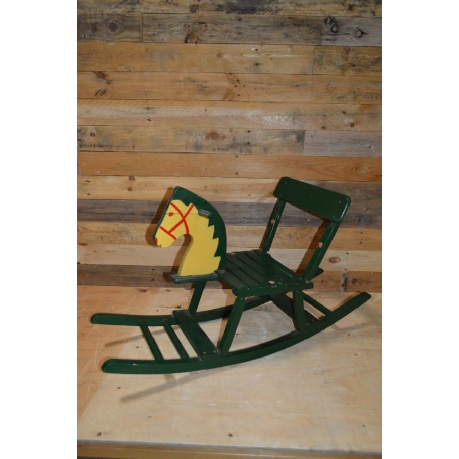 Houten hobbelpaard voor kinderen-1