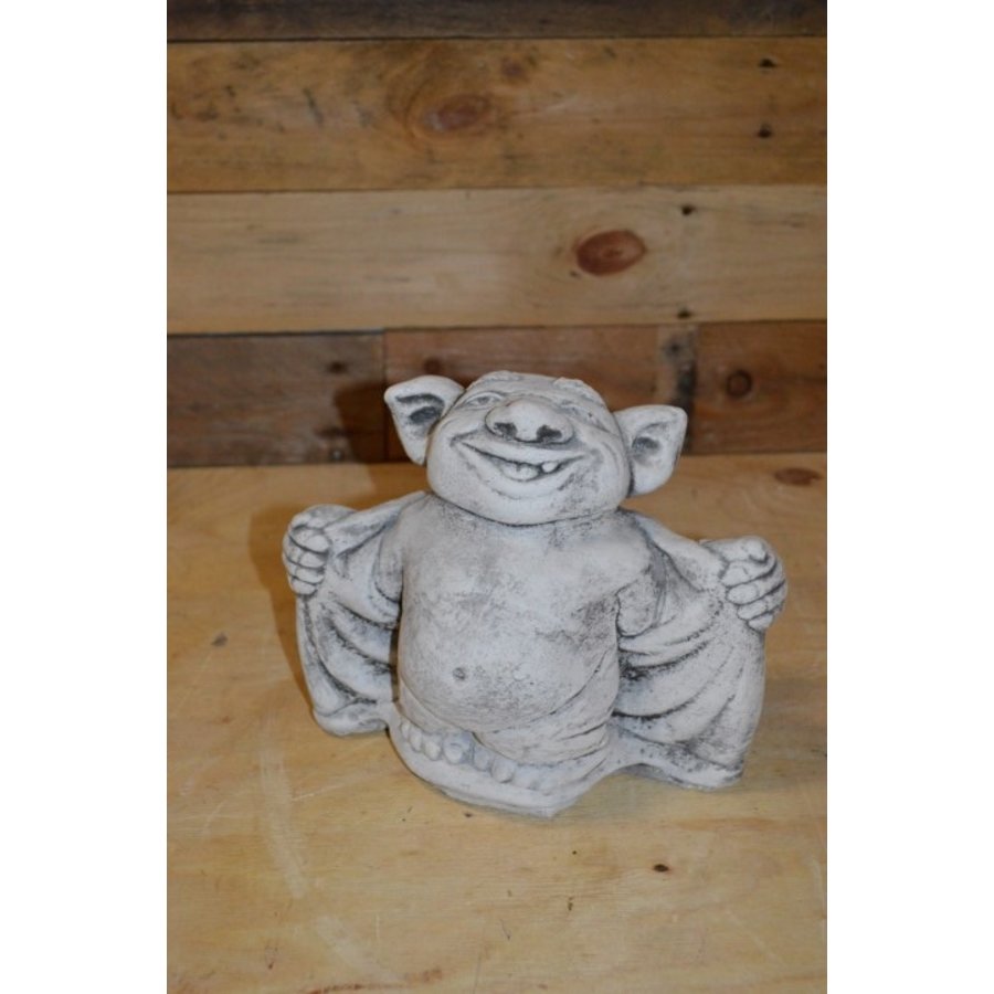 Potloodventer trol met open jas en geinige uitstraling-1