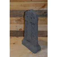 thumb-Keltisch kruis tuinornament met reliëf aan beide zijden-1