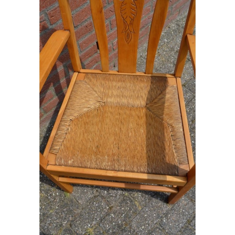 Vintage beukenhouten armstoel met biezen zitting-5