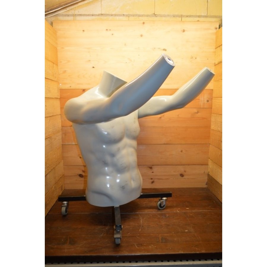 Kunststof buste op wieltjes als tafelonderstel of decoratie-1