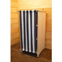 thumb-Klein schappen kastje van vurenhout met gordijntje-1