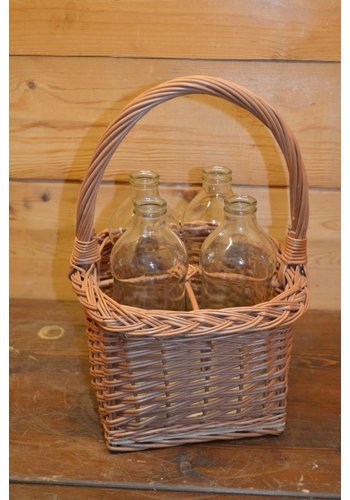 Rieten mandje met 4 flesjes 