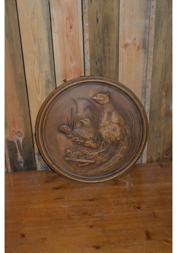 Fazanten op nest van gips 