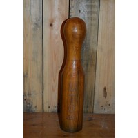 thumb-Decoratieve eikenhouten kegel met roodkoperen letters UTO 40-1