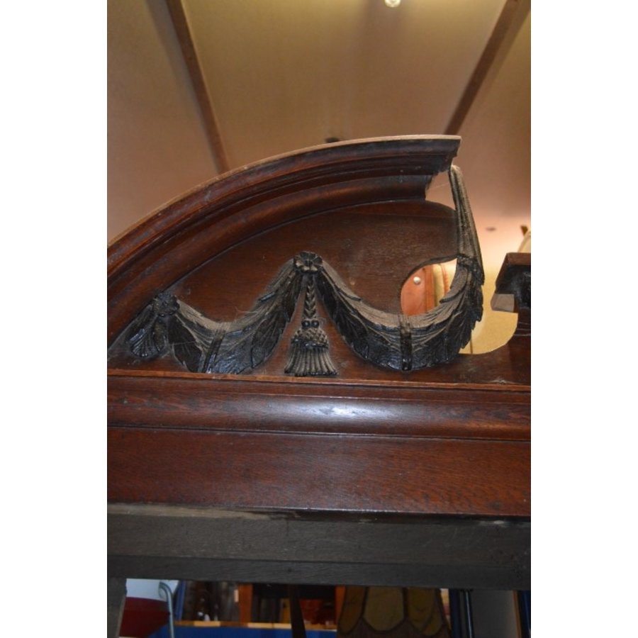 Antiek kabinet rond 1900 met grote kuif, klauwpoten en veel bergruimte-7