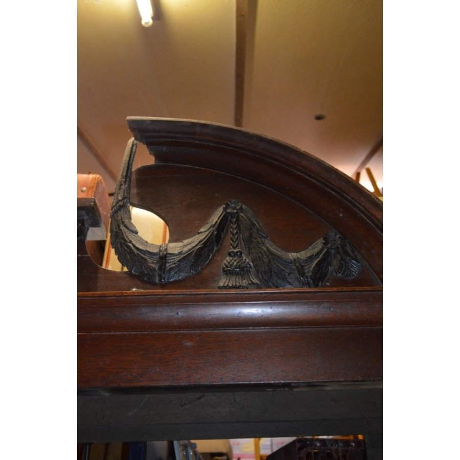 Antiek kabinet circa 1900 met kuif en klauwpoten-8