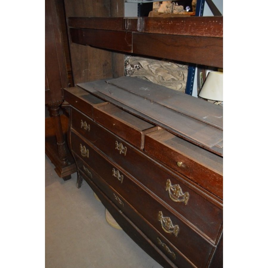 Antiek kabinet rond 1900 met grote kuif, klauwpoten en veel bergruimte-10