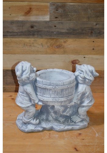 Twee laven met plantenbak 