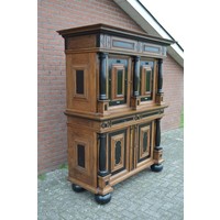 Antieke kolommen kast of kussenkast