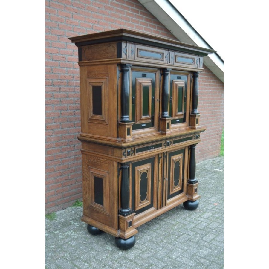 Antieke kolommenkast – Eikenhout met zwarte kolommen en geheime vakken-2