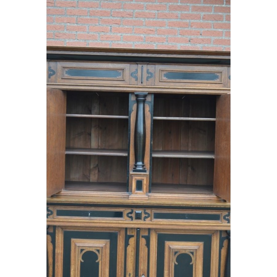 Antieke kolommenkast – Eikenhout met zwarte kolommen en geheime vakken-7