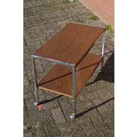 thumb-Vintage Mid Century trolley – Duitse bijzettafel op wielen met walnoot fineer-1