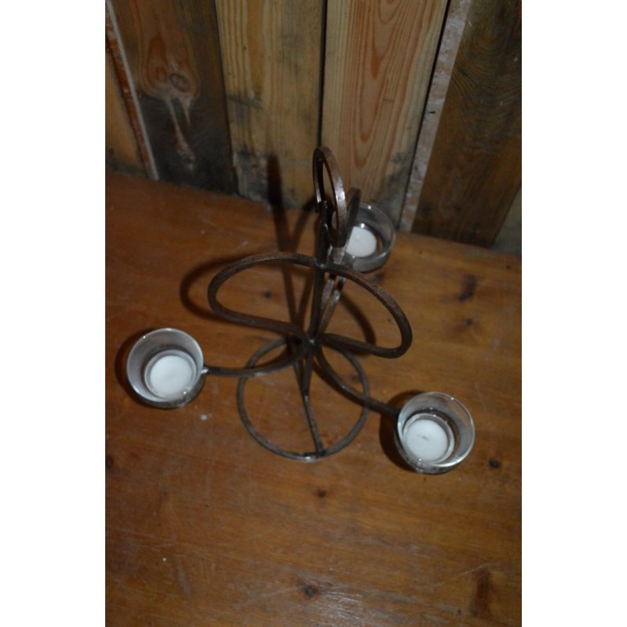 Metalen kandelaar voor theelichtjes-3