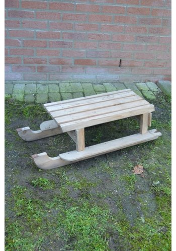 Zelfbouw houten slee voor kinderen 