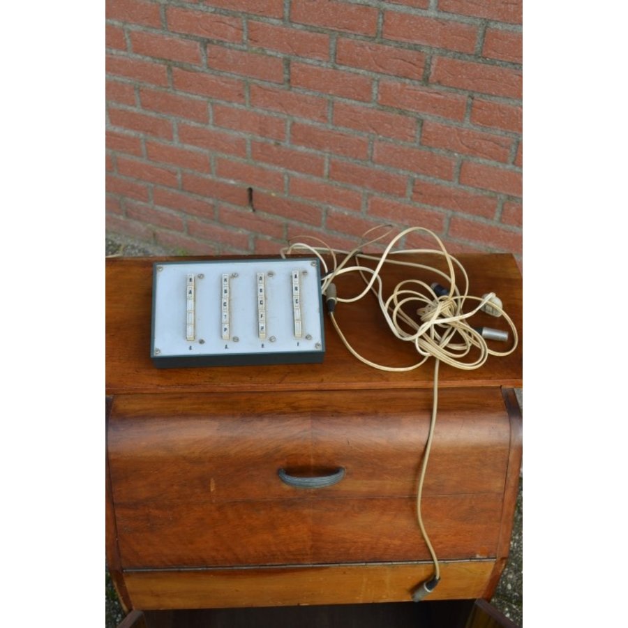 Engelse Garrard Grammofoon in een Art-deco kast-7