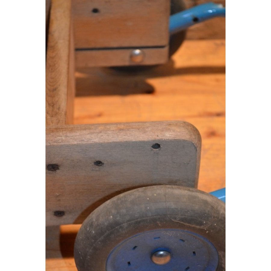 Vintage houten duwwagentje van Harlekijn – Speelkarretje van hout-4