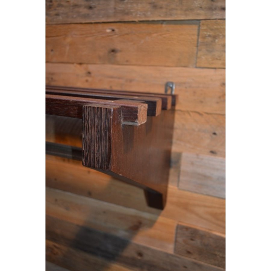 Kapstok van wengé hout gemaakt. 1 kant is ingekort-5